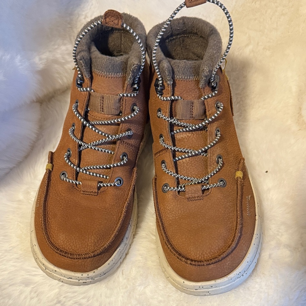 Hey Dude Tan Leather Boots